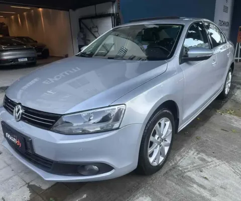 Volkswagen Jetta 2012 2.0 comfortline 120cv flex 4p tiptronic