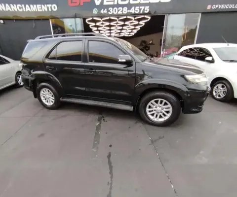TOYOTA HILUX SW4 2014