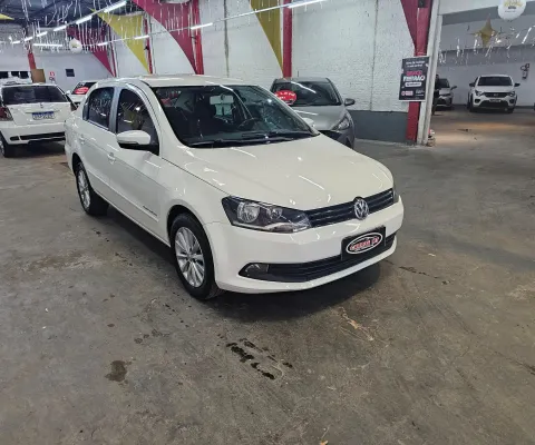 VOLKSWAGEN VOYAGE 1.0 MI COMFORTLINE  8V FLEX 4P MANUAL 2015 VALOR R$44.900,00