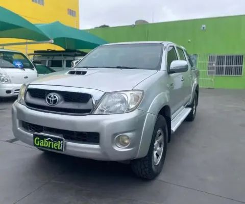 TOYOTA HILUX 3.0 SR 4X4 CD 8V 4P