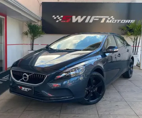 Volvo v40 t4 kinect 2019