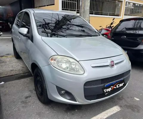 Fiat Palio XR 1.4 Flex 8V 3P - Prata - 2015/2016