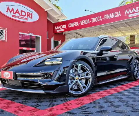 Porsche Taycan 4 Cross Turismo (Elétrico)
