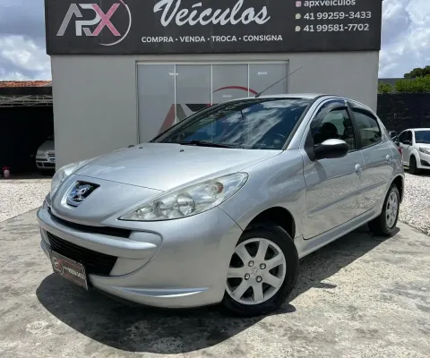 Peugeot 207 hb active 1.4, ano 2014, excelentee opção pro dia a dia.