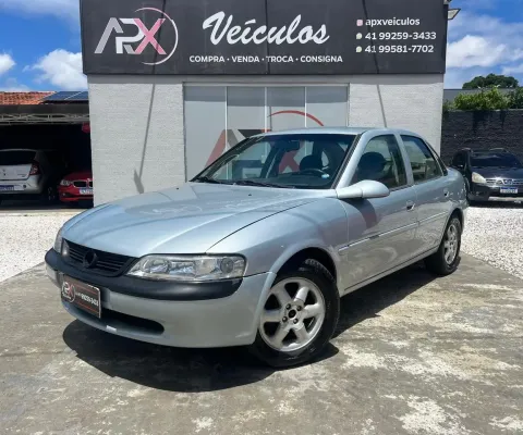 Chevrolet vectra gl 2.2, ano 1999 excelente espaço interno e conforto.
