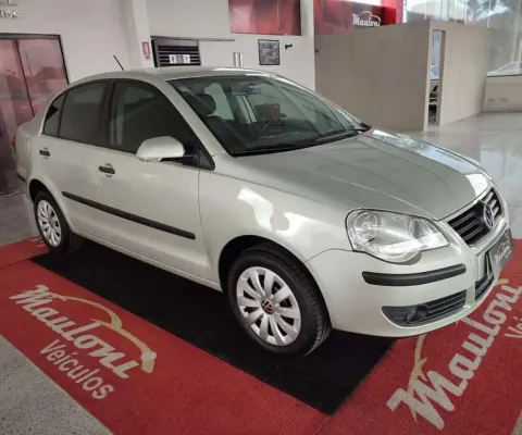 Volkswagen polo sedan 1.6 2010