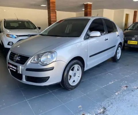 VOLKSWAGEN POLO SEDAN 1.6 2009