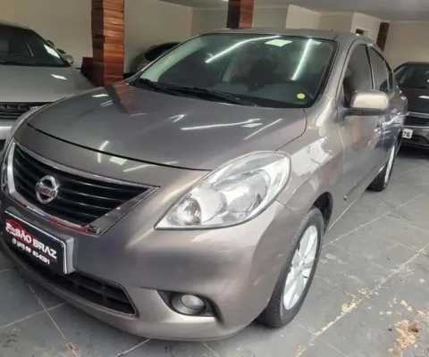 Nissan versa sl 1.6 16v flex fuel 4p mec 2013