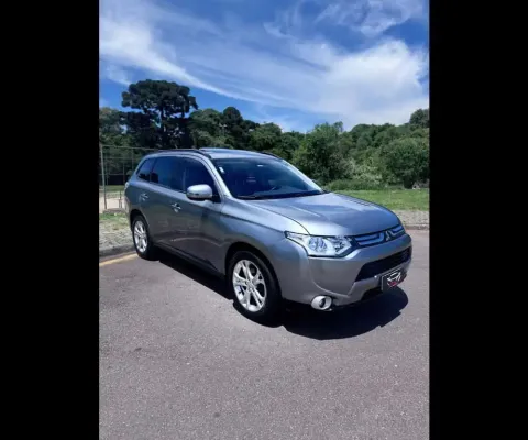 MITSUBISHI OUTLANDER 2.0 16V 160CV 2015