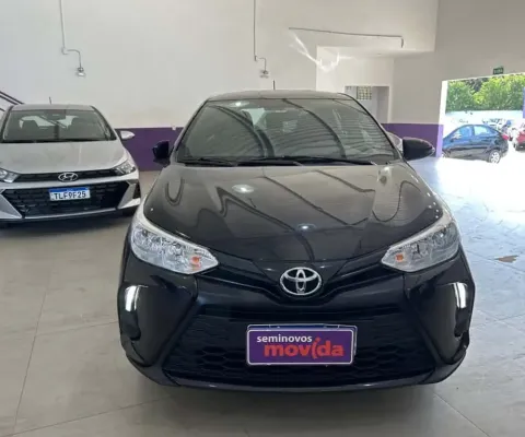 Toyota yaris yaris 1.5 xl plus connect cvt