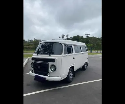 VOLKSWAGEN KOMBI STANDARD 1.4MI 4P 2012