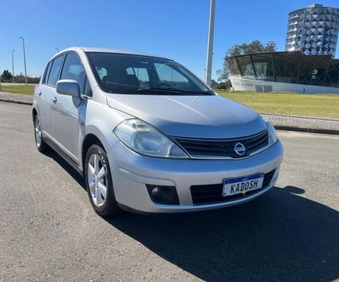 NISSAN TIIDA 1.8 S 2012