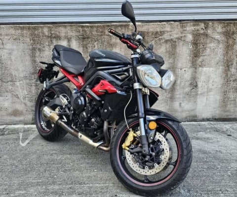 TRIUMPH STREET TRIPLE 675R 2014