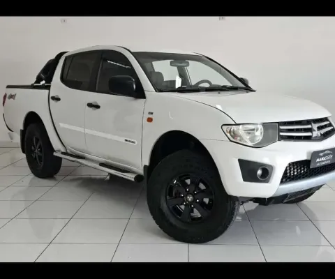 MITSUBISHI L200 TRITON 3.2 D 2013