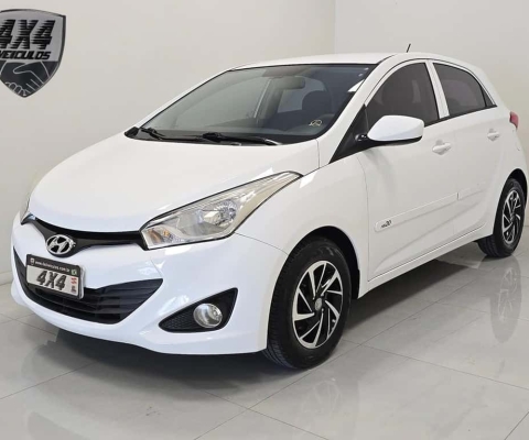 Hyundai HB20 1.6 Flex  - Branca - 2013/2014