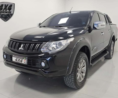 Mitsubishi L200 Triton Sport HPE-S 2.4 CD Dies. Aut  - Preta - 2018/2019