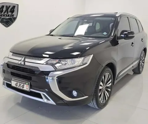 Mitsubishi Outlander HPE 2.0 16V 5p Aut.  - Preta - 2018/2019