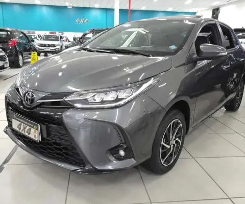 Toyota Yaris XLS 1.5 Flex 16V 5p Aut.  - Cinza - 2022/2023