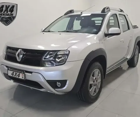 Renault Duster OROCH Dyna. 2.0 Flex 16V Aut. - Prata - 2018/2019