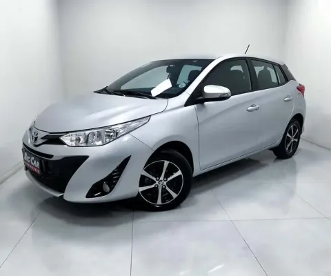 Toyota Yaris XS 1.5 Flex 16V Aut.  - Prata - 2018/2019