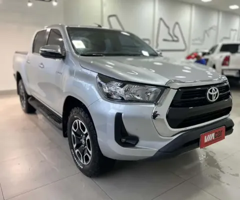 TOYOTA HILUX CD SRV 4x4 2.8 TDI Diesel Aut.