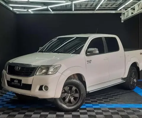 TOYOTA HILUX CD4X4 SRV 2014