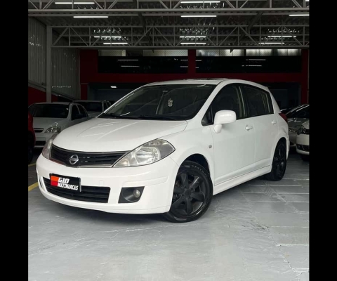 NISSAN TIIDA 1.8 SL 2012