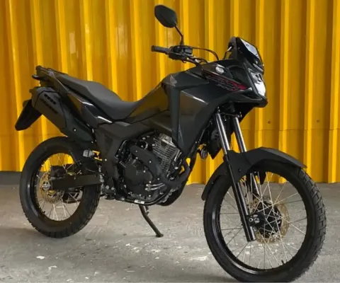 Honda Xre 300 sahara 2026