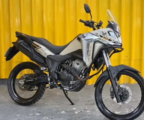 Honda Xre 300 sahara adventure 2024