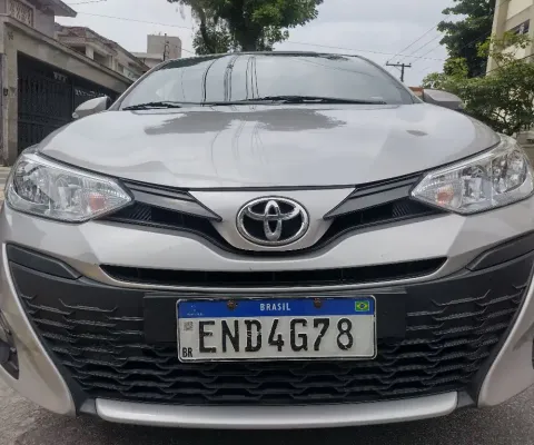 Toyota yaris xl automático 