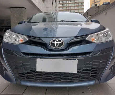 Toyota yaris xl automático 1.3 baixa km 