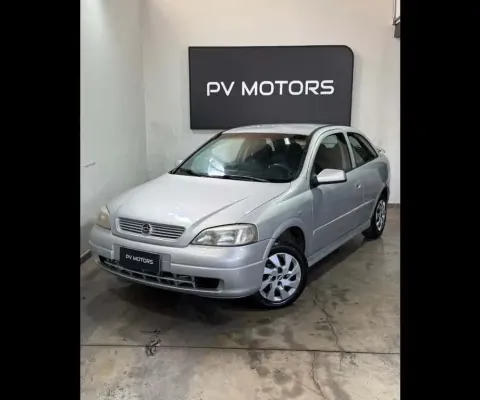 Chevrolet Astra GL 1.8 - Prata - 2001/2001