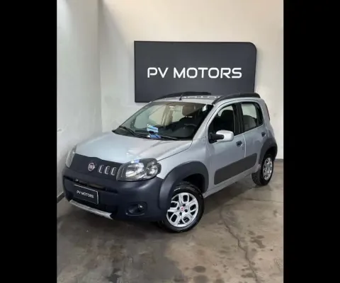 Fiat Uno WAY 1.4 - Prata - 2014/2014