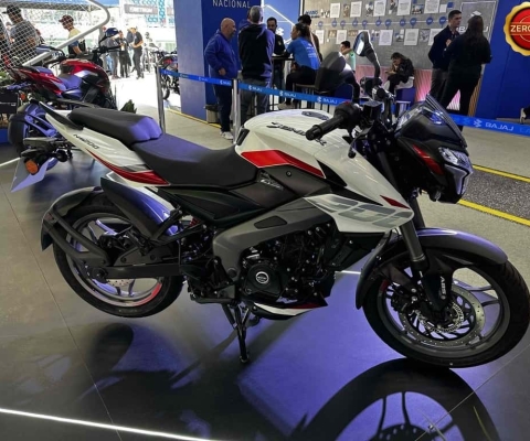 Bajaj Dominar 200 2026