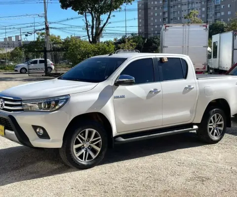 TOYOTA HILUX CD SRX 4x4 2.8 TDI 16V Diesel Aut.
