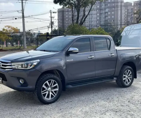 TOYOTA HILUX CD SRX 4x4 2.8 TDI 16V Diesel Aut.