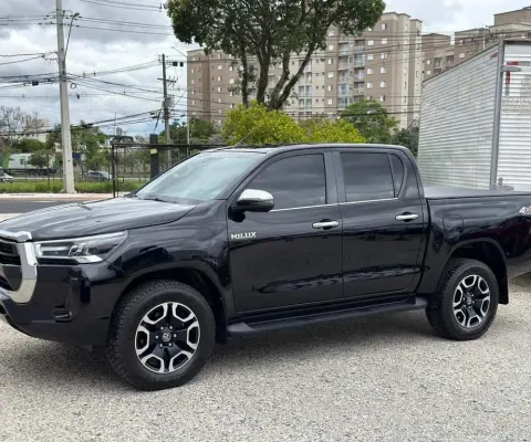 TOYOTA HILUX CD SRX 4x4 2.8 TDI 16V Diesel Aut.