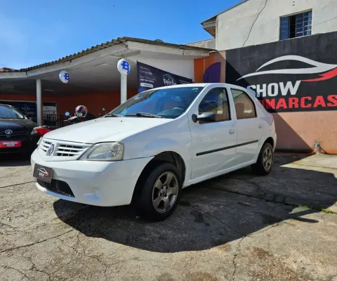  Renault Logan 1.0 Authentique 2008 – Espaço, economia e confiança em um só carro! Um sedã completo 