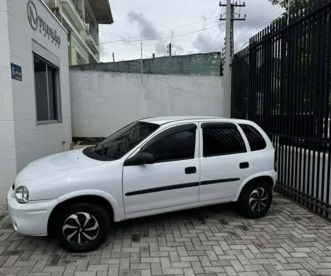 CHEVROLET CORSA HATCH WIND 1.0 MPFI 4P 2002