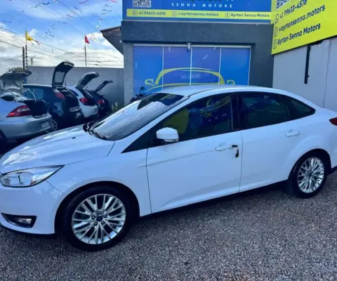 Ford Focus 2017 2.0 se fastback 16v flex 4p powershift