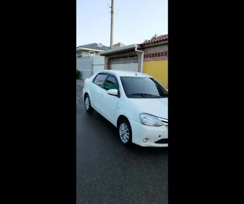 Toyota etios sd xls 2014