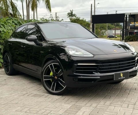 Porsche Cayenne Coupe Platinum Ed. 3.0 (Híbrido)  - Preta - 2022/2023