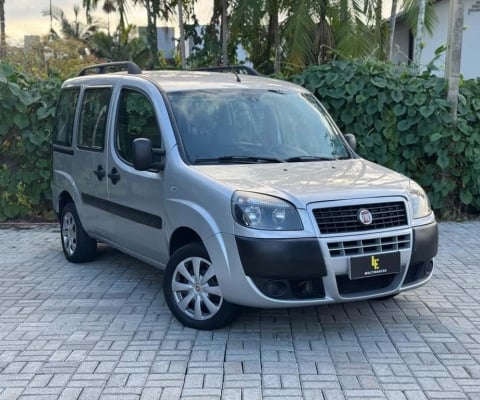 Fiat Doblo ESSENCE 1.8 Flex 16V 5p  - Prata - 2019/2020