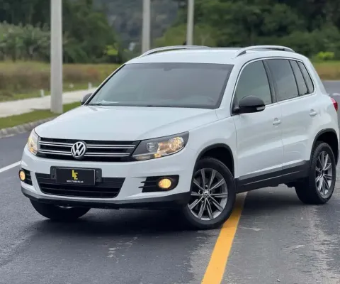 Volkswagen Tiguan 2.0 TSI 16V 200cv Tiptronic 5p  - Branca - 2014/2014