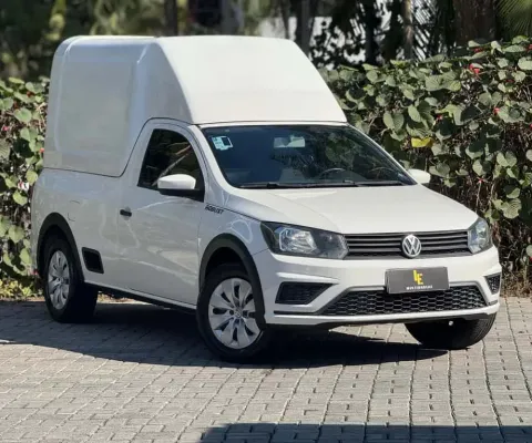 Volkswagen Saveiro Robust 1.6 Total Flex 8V  - Branca - 2017/2017