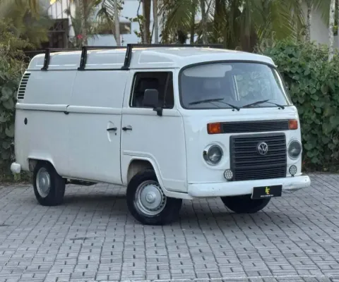 Volkswagen Kombi Furgão 1.4 Mi Total Flex 8V  - Branca - 2012/2012