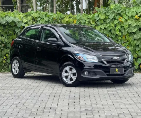 Chevrolet Onix Lt 1.4 - Preta - 2014/2014
