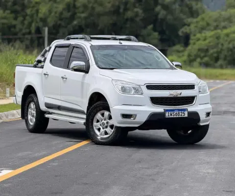 Chevrolet S-10 Pick-up LT 2.5 FLEX  - Branca - 2015/2016