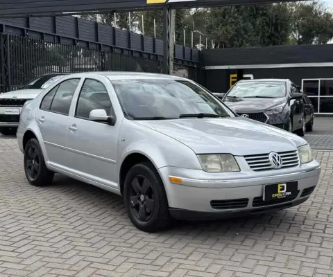 Volkswagen Bora 2005 2.0 mi 8v gasolina 4p automático