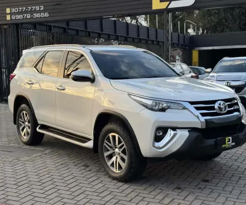 Toyota Hilux sw4 2018 2.8 srx 4x4 16v turbo intercooler diesel 4p automático